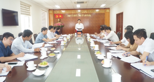 Quang cảnh buổi làm việc