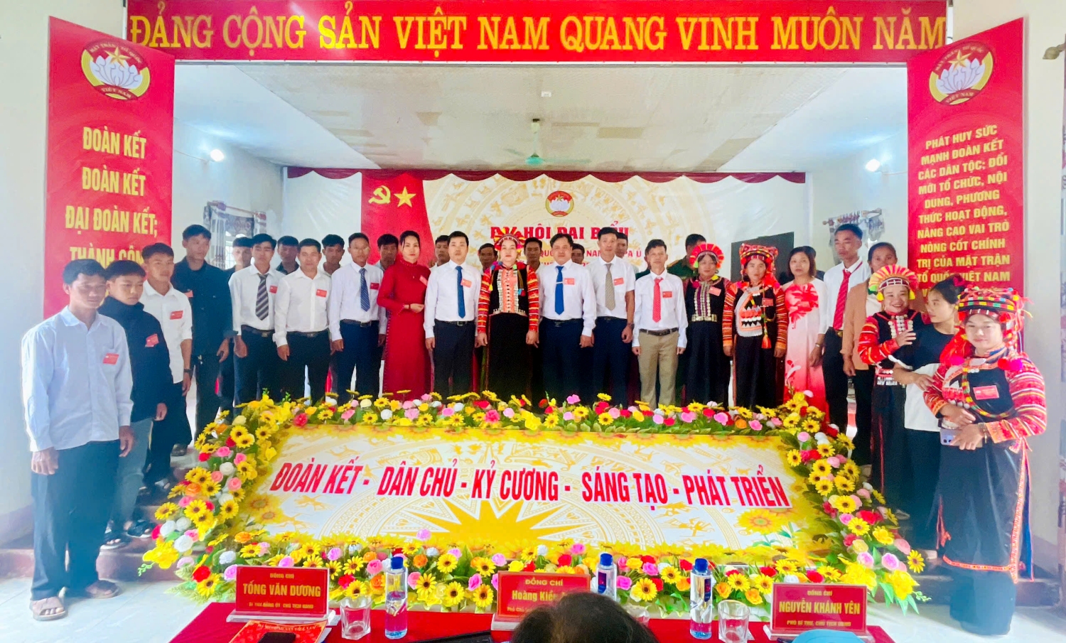 Ban Chấp hành Ủy ban MTTQ Việt Nam xã Pa Ủ khóa I, nhiệm kỳ 2025 - 2030 ra mắt Đại hội