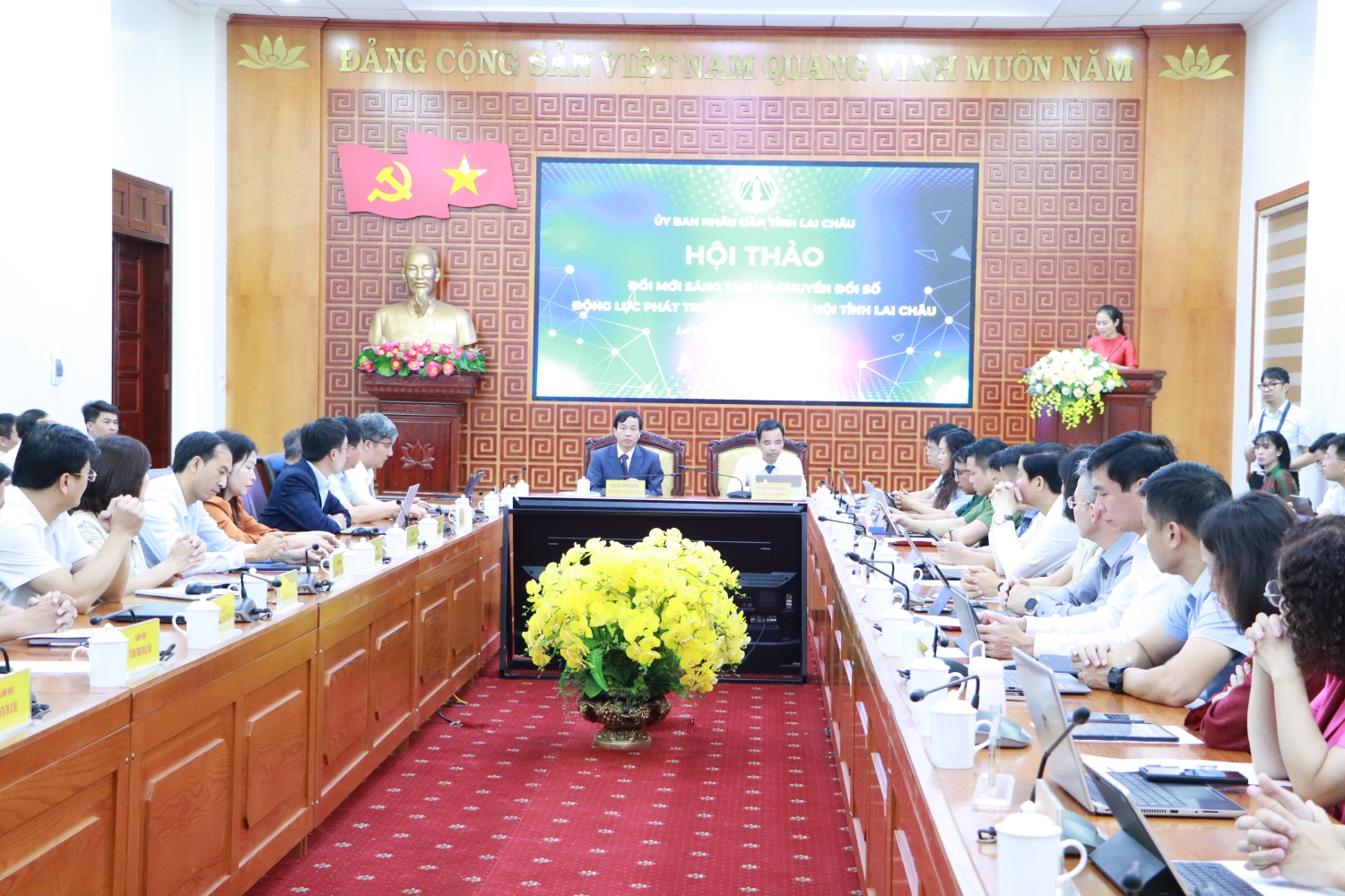 Quang cảnh Hội thảo