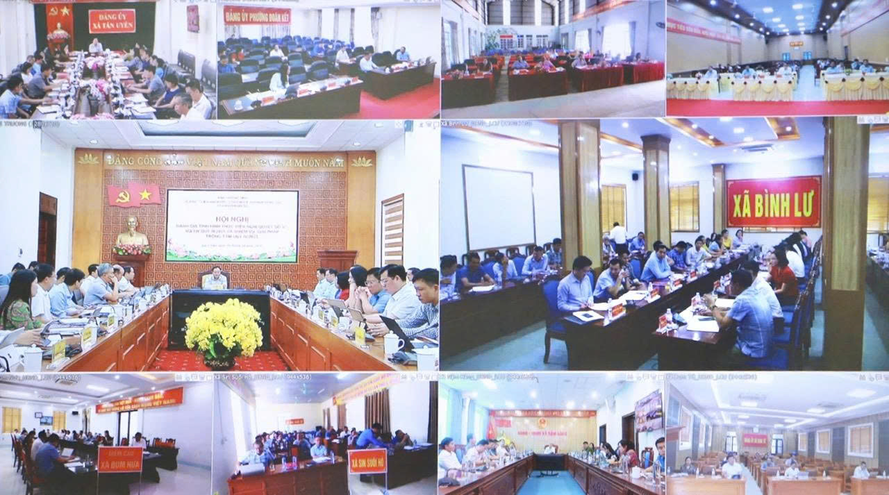 Hội nghị được kết nối trực tuyến đến điểm cầu đảng uỷ các xã, phường