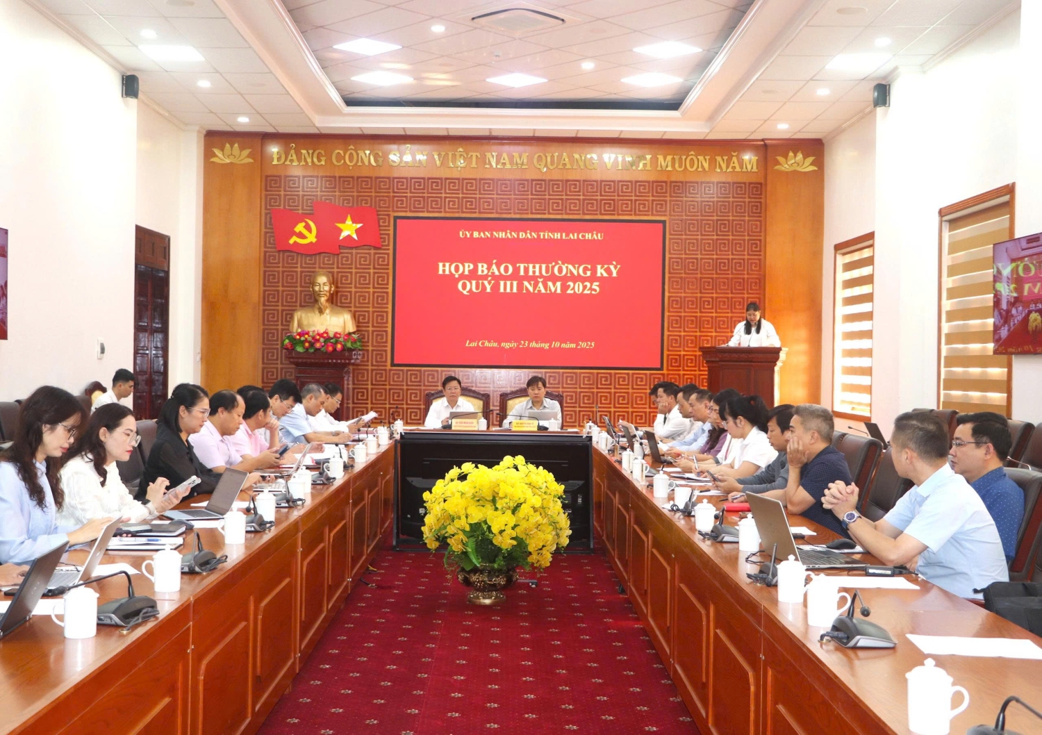 Quang cảnh Họp báo