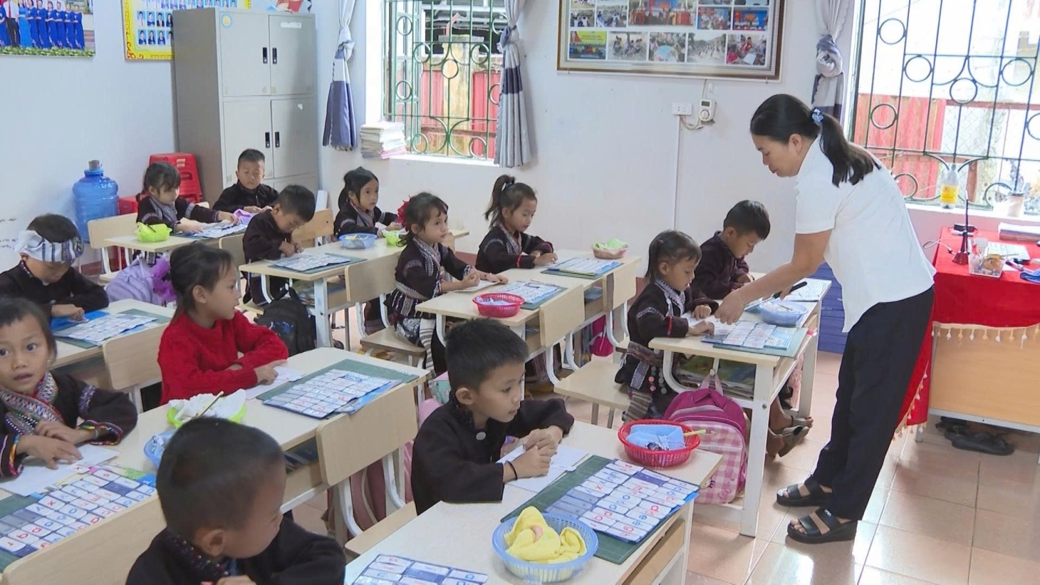 Cấp uỷ các cấp luôn quan tâm lãnh đạo, chỉ đạo việc đổi mới căn bản, toàn diện giáo dục